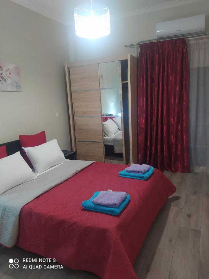 Apartamento Λουτράκι Κέντρο Exterior foto