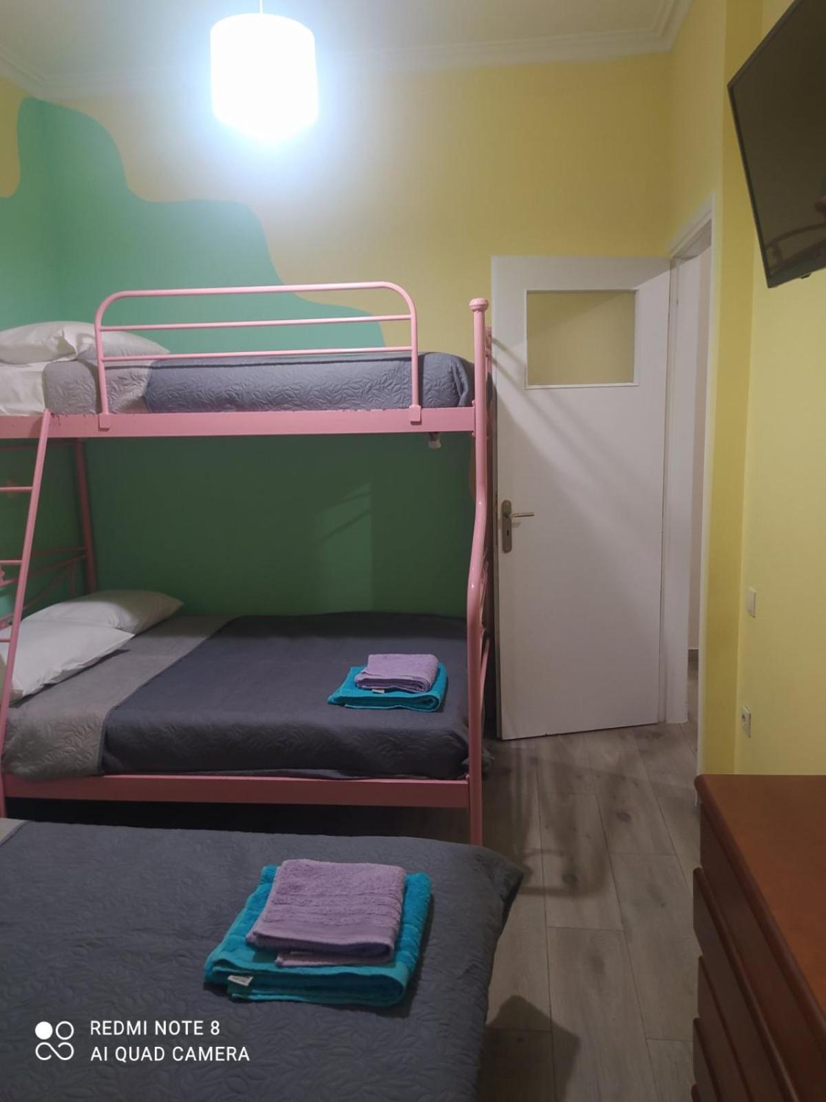 Apartamento Λουτράκι Κέντρο Habitación foto