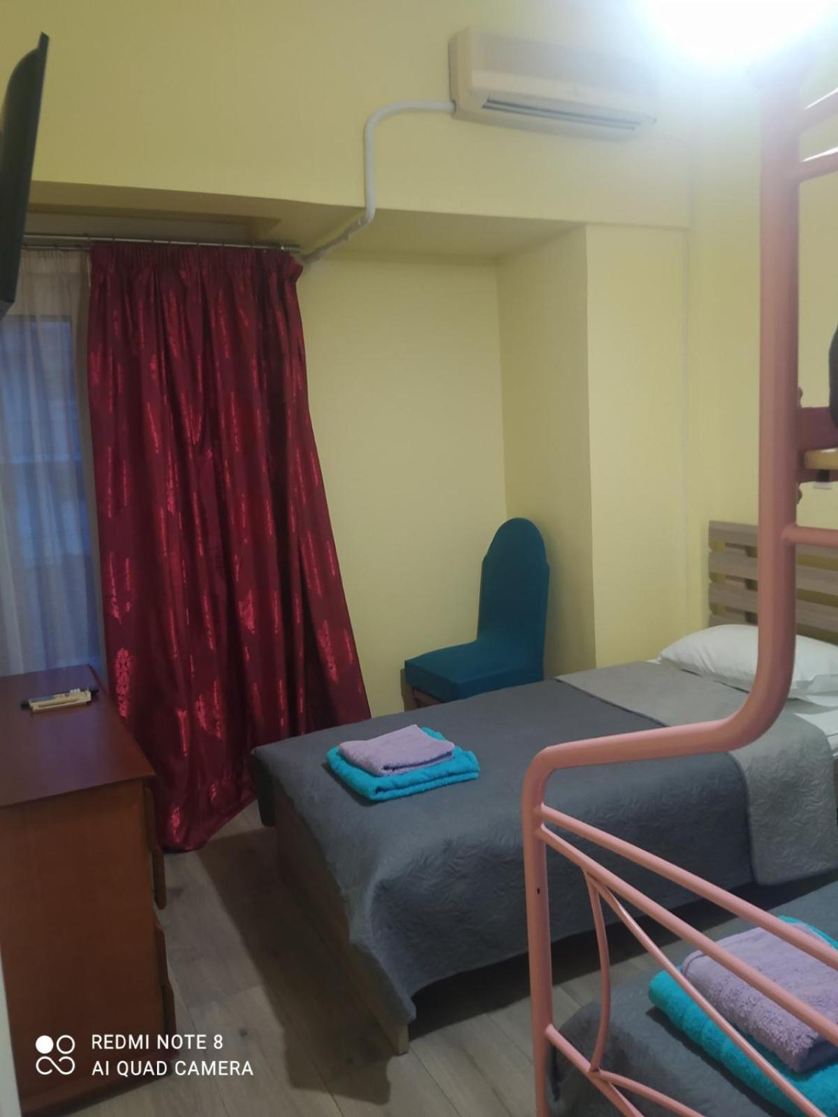 Apartamento Λουτράκι Κέντρο Habitación foto